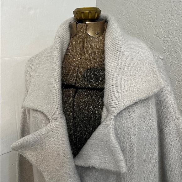 SHOW ME YOUR MUMU SWEATER JACKET GRAY KNIT CARDIGAN COAT SIZE SMALL - Picture 5 of 17